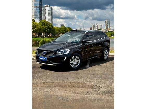 VOLVO XC60 2.0 T5 KINETIC GASOLINA 4P AUTOMÁTICO